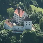 Schloss 3* Spangenberg
