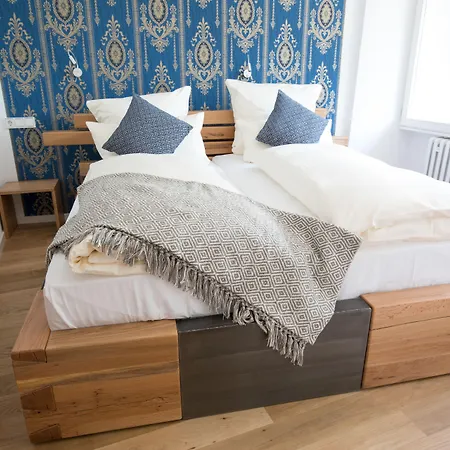 Hotel Schloss 3*