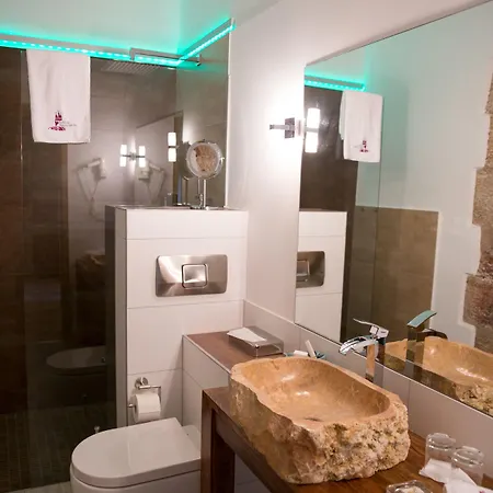 Hotel Schloss 3*